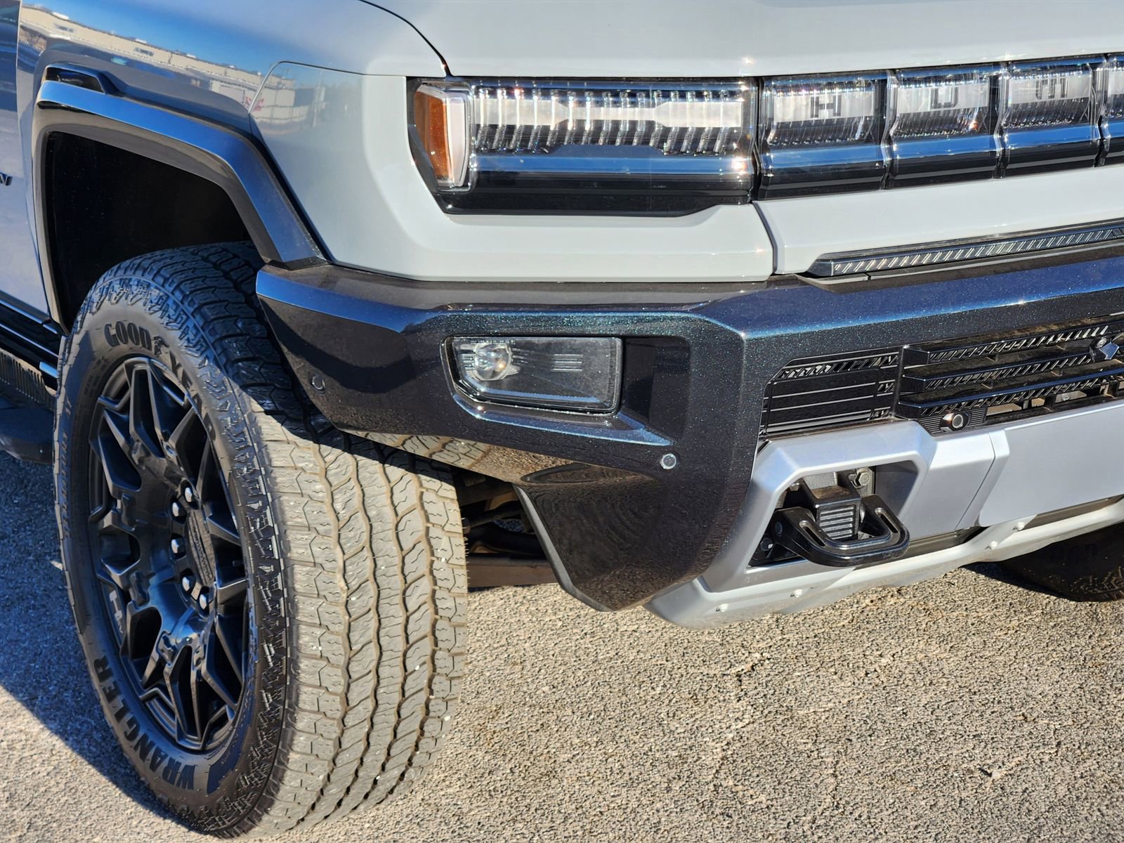 New 2025 GMC Hummer EV 2X AWD/4WD image 7