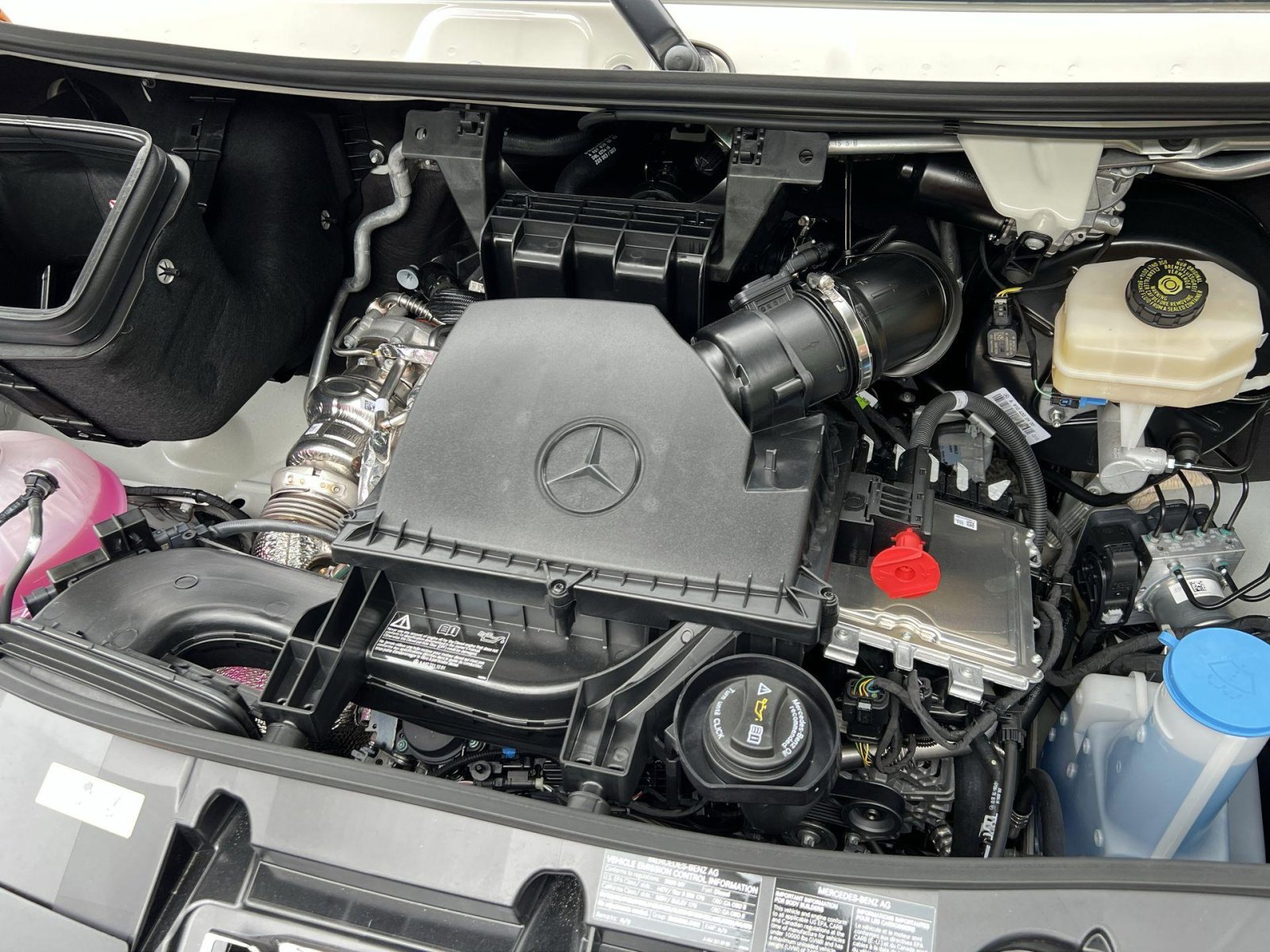 New 2025 Mercedes-Benz Sprinter 2500 image 28