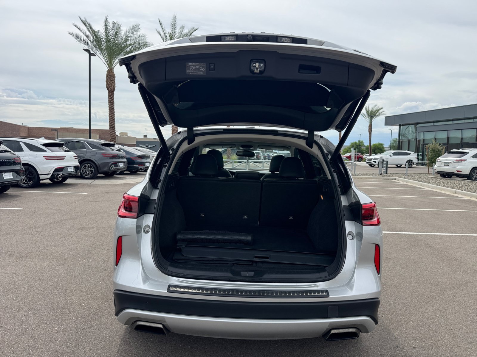 Used 2019 INFINITI QX50 Luxe w/ Protection Package FWD image 34
