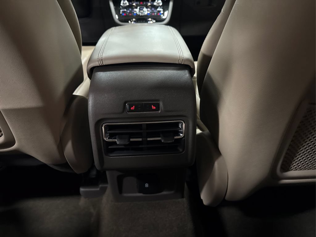 Used 2020 Lincoln Corsair AWD w/ Equipment Group 101A image 28