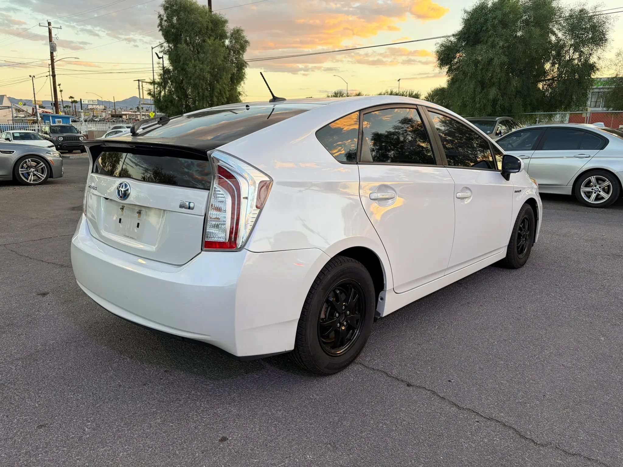 Used 2014 Toyota Prius Three FWD image 4