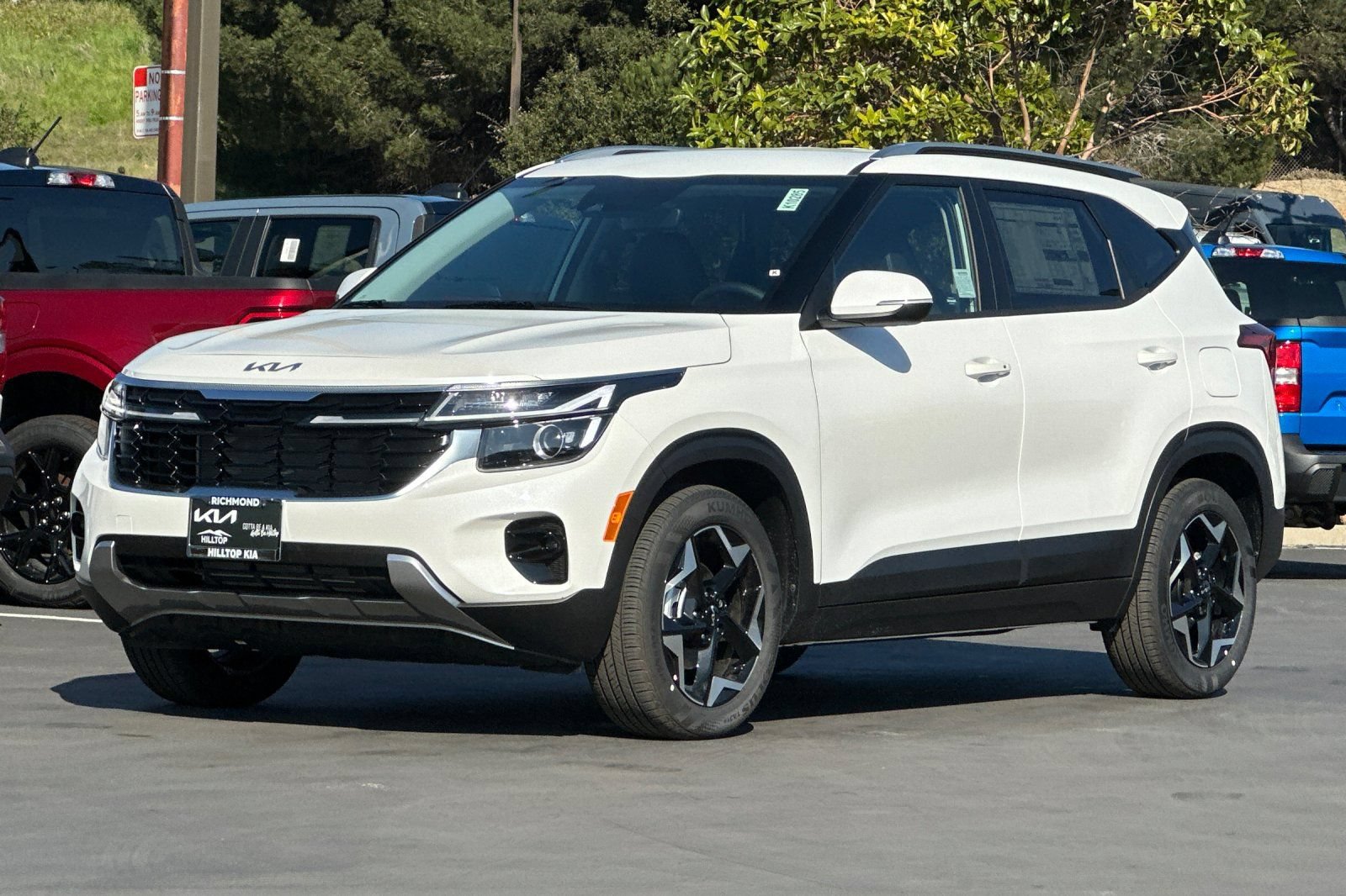 New 2026 Kia Seltos S FWD image 9