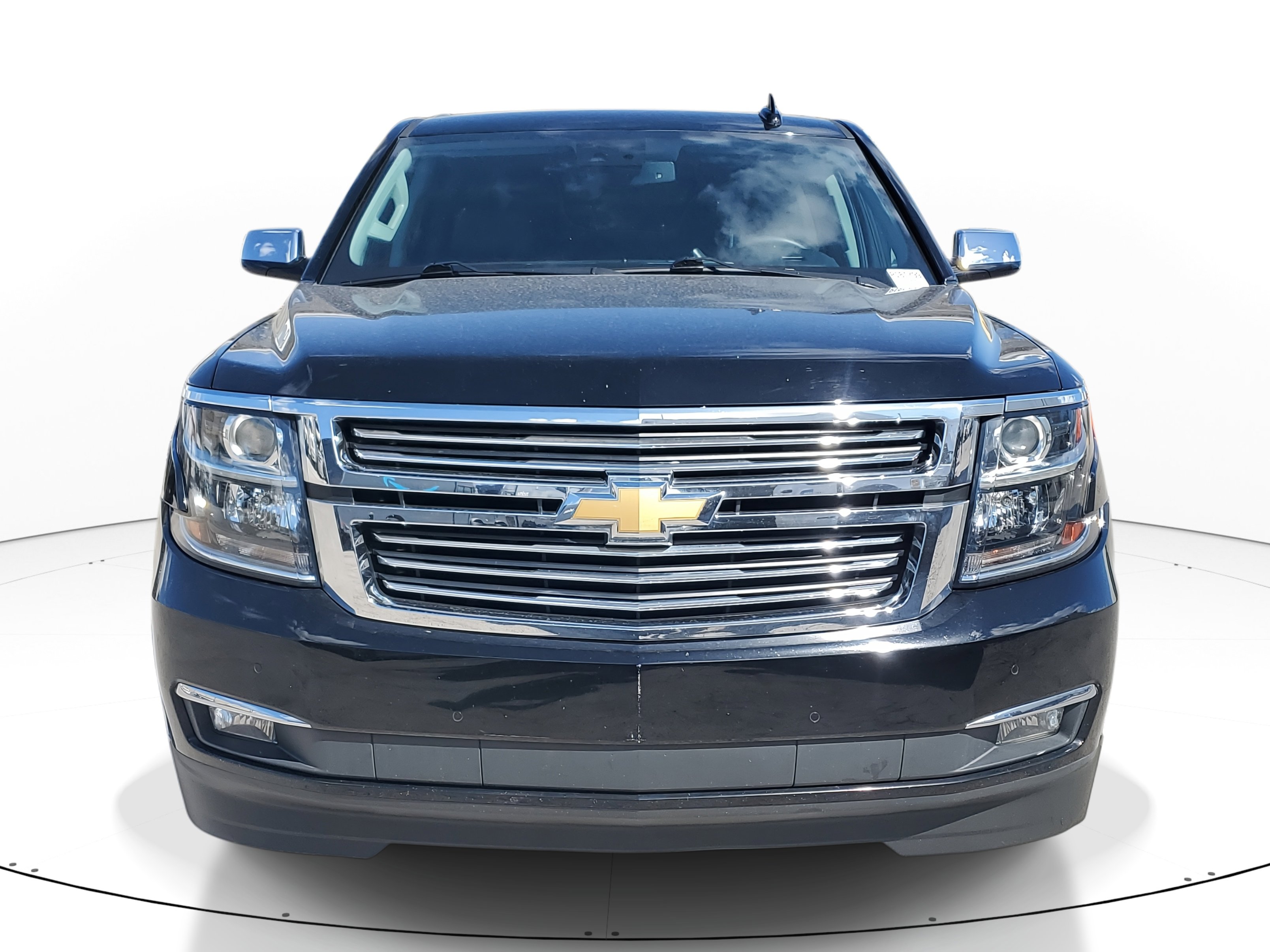 Used 2020 Chevrolet Suburban Premier w/ Max Trailering Package image 2
