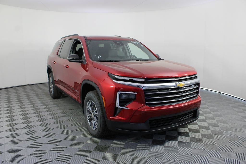 New 2026 Chevrolet Traverse LT w/ LPO, Floor Liner Package FWD image 26