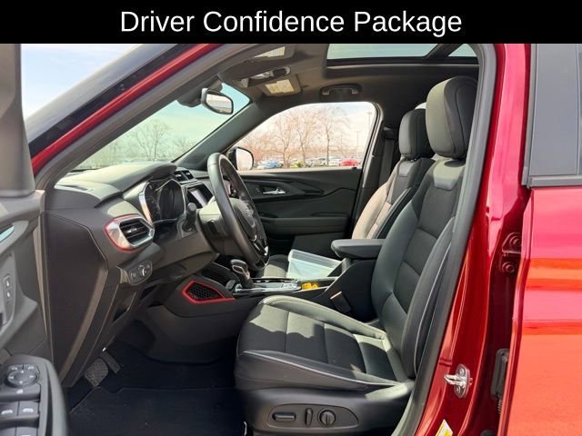 Certified 2021 Chevrolet TrailBlazer RS w/ Sun and Liftgate Package image 8