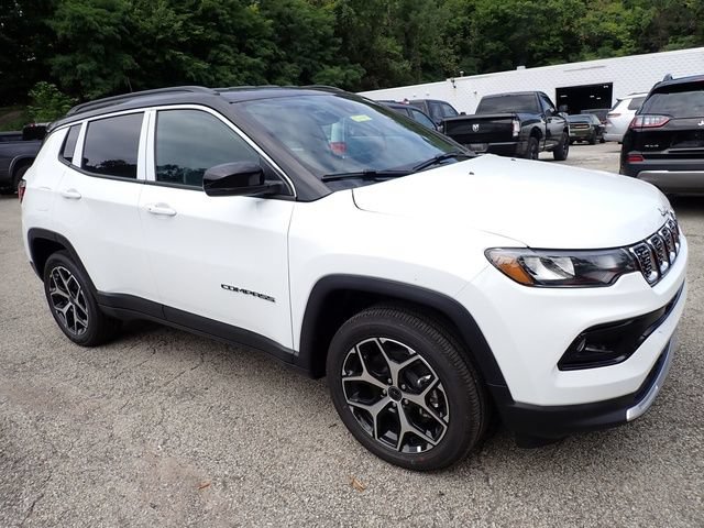 New 2026 Jeep Compass Limited AWD/4WD image 9