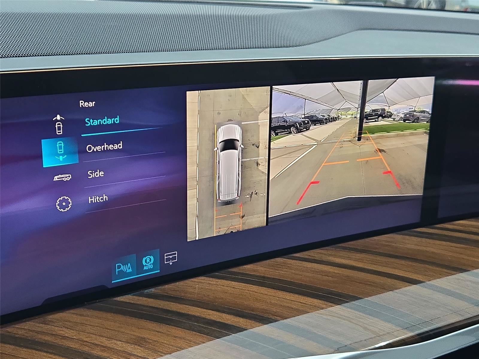 New 2026 Cadillac Escalade ESV Platinum Sport w/ LPO, Floor Liner Package AWD/4WD image 20
