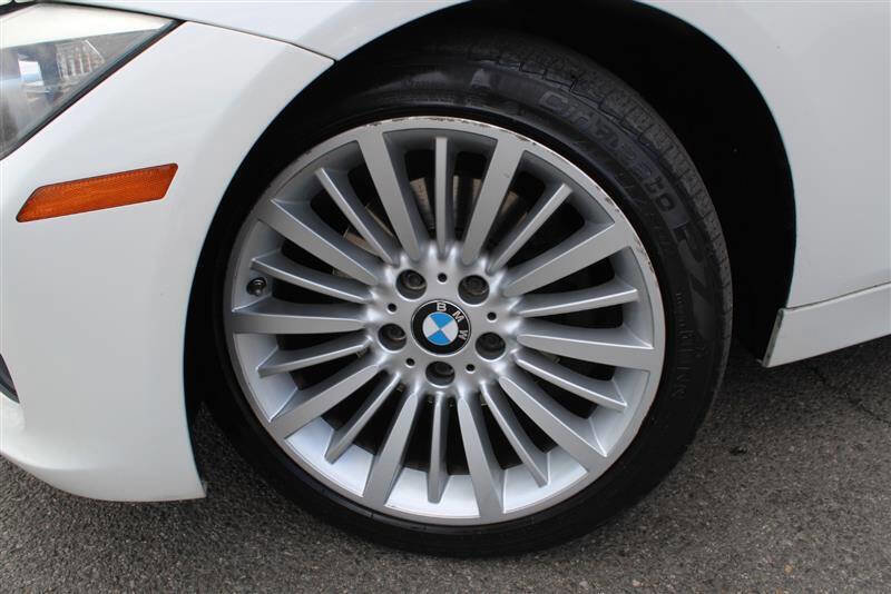 Used 2012 BMW 328i Sedan image 9