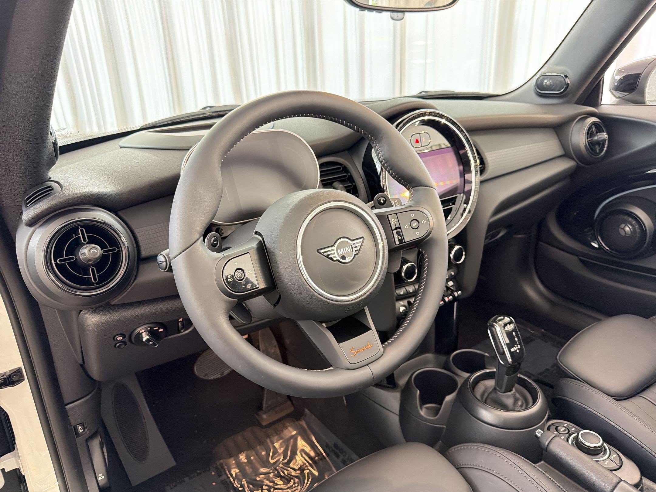 Certified 2024 MINI Cooper S w/ Seaside Edition FWD image 4