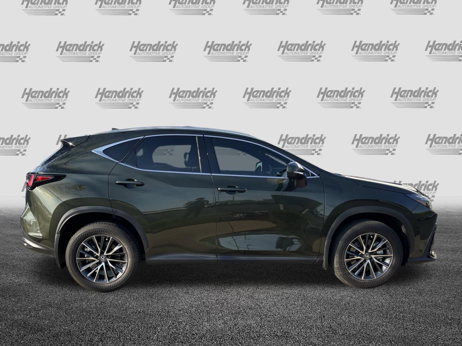Used 2024 Lexus NX 250 FWD image 11