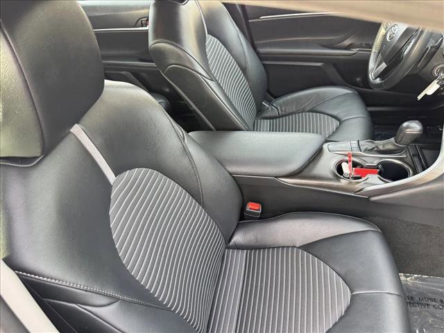 Used 2024 Toyota Camry SE FWD image 19