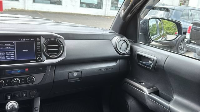 Certified 2022 Toyota Tacoma TRD Sport AWD/4WD image 21