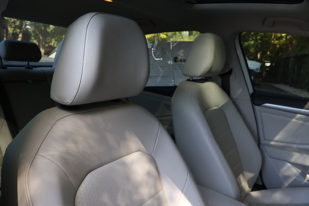 Used 2024 Volkswagen Jetta SE FWD image 41