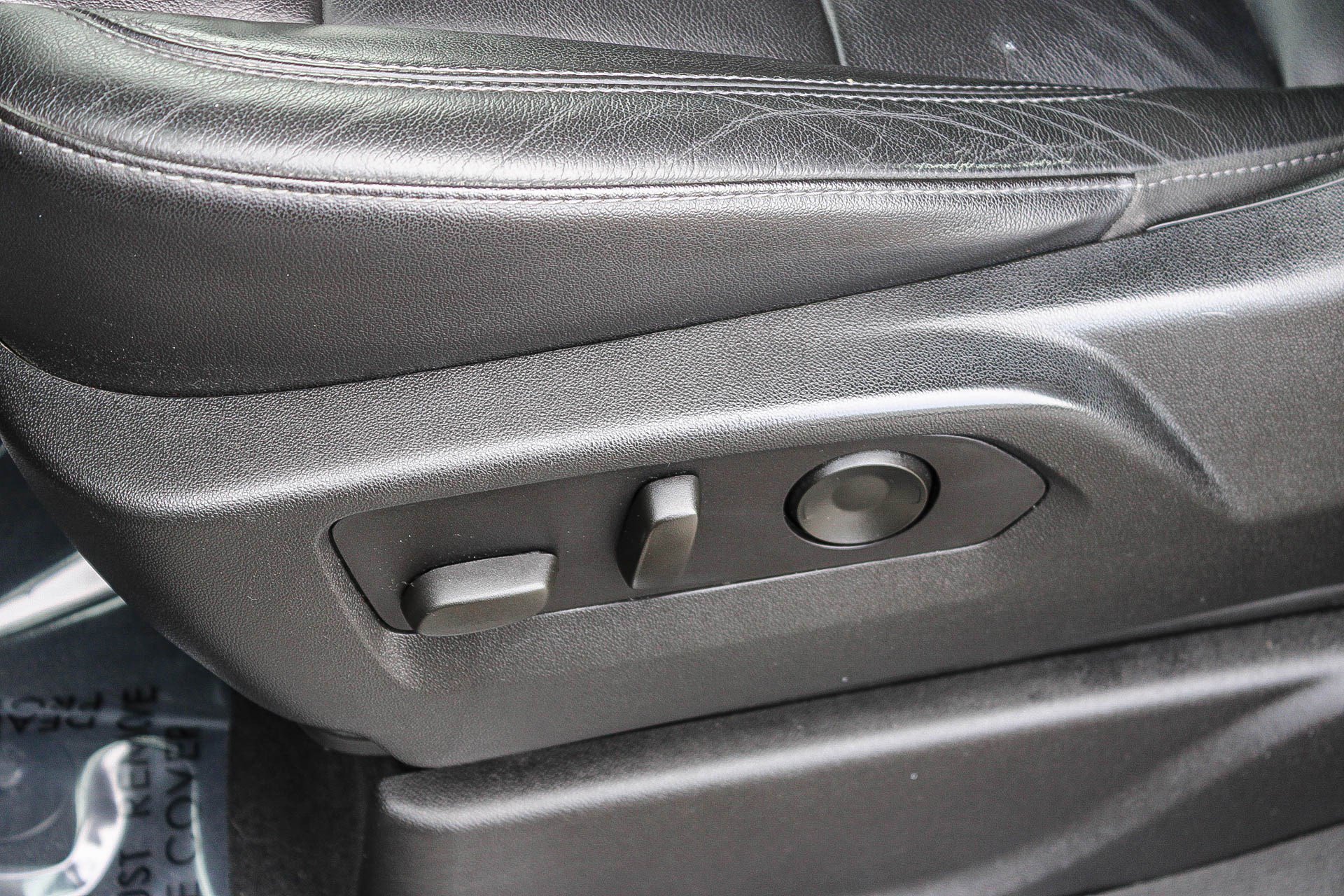 Used 2021 Chevrolet Suburban LT image 22