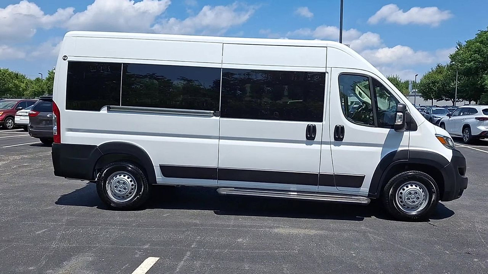 Used 2024 RAM ProMaster 2500 w/ Convenience Group FWD image 6