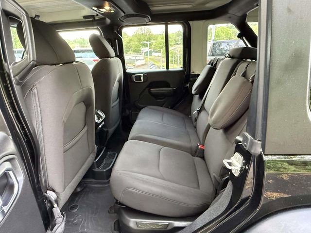Used 2023 Jeep Wrangler Unlimited AWD/4WD image 11