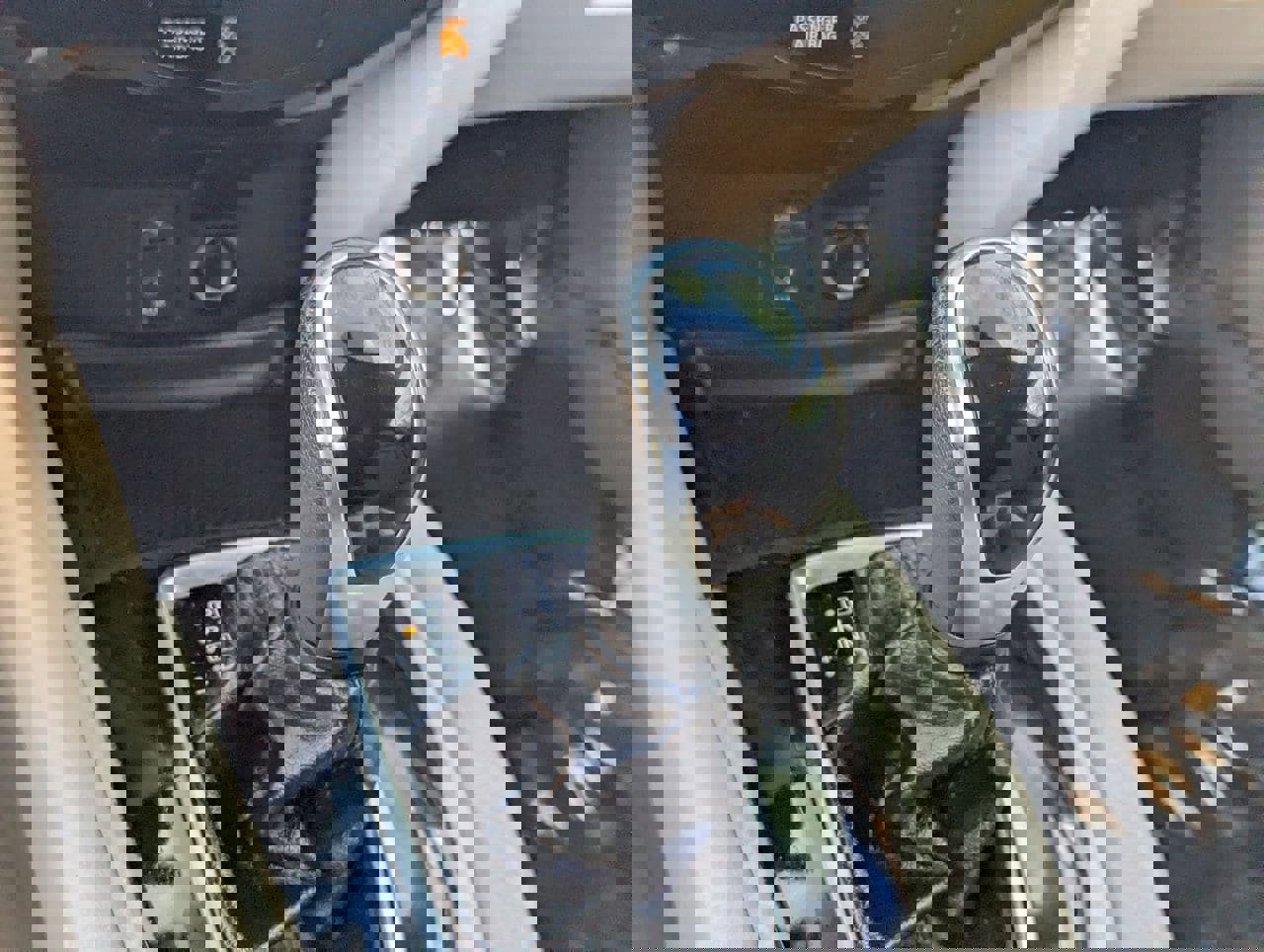 Used 2017 Nissan Rogue SV image 30