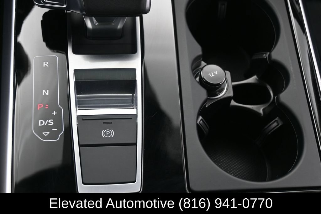 Used 2025 Audi Q8 Premium Plus AWD/4WD image 24