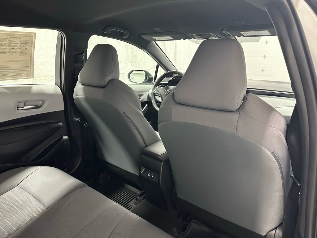 Used 2025 Toyota Corolla SE image 53