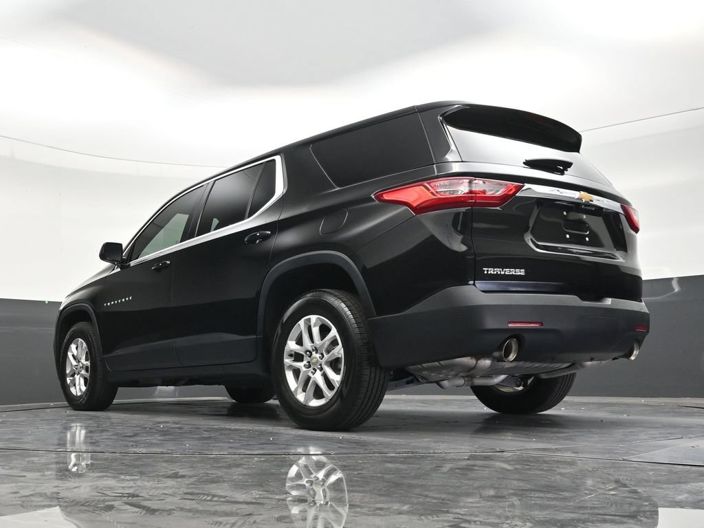 Used 2020 Chevrolet Traverse LS FWD image 23