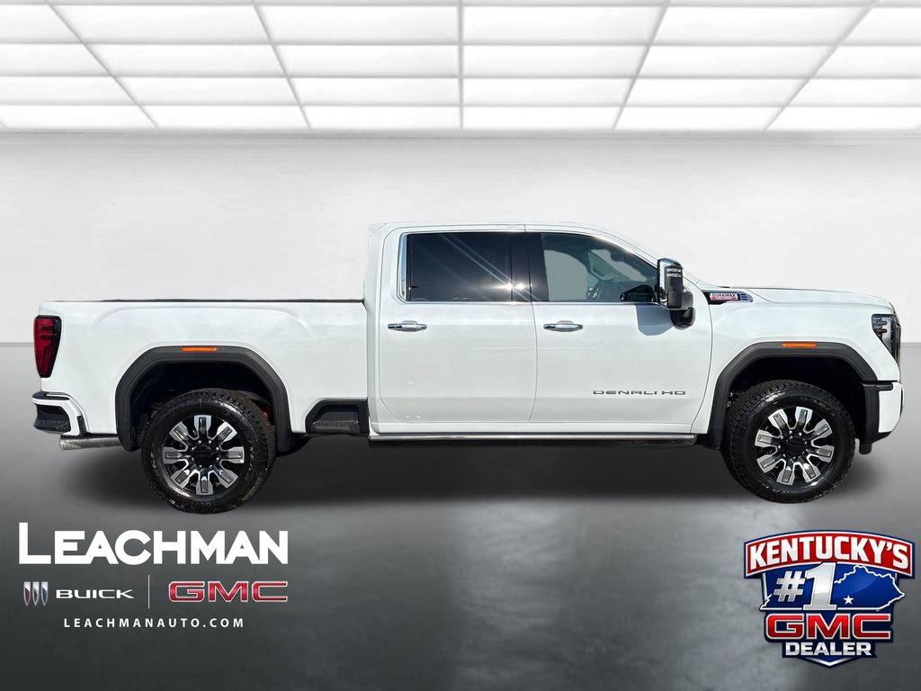 New 2026 GMC Sierra 2500 Denali w/ Denali Reserve Package AWD/4WD image 2