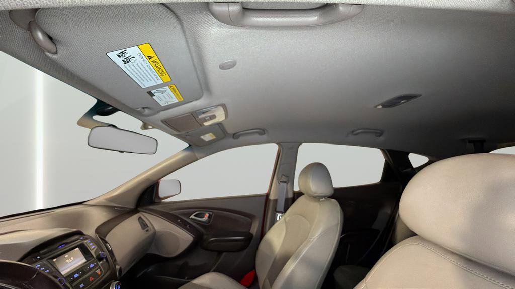 Used 2015 Hyundai Tucson SE FWD image 31