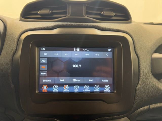 Used 2019 Jeep Renegade Altitude w/ Quick Order Package 22M image 35