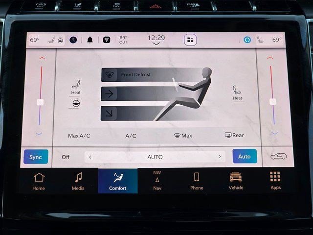 Certified 2023 Jeep Grand Cherokee Limited w/ Black Appearance Package AWD/4WD image 31
