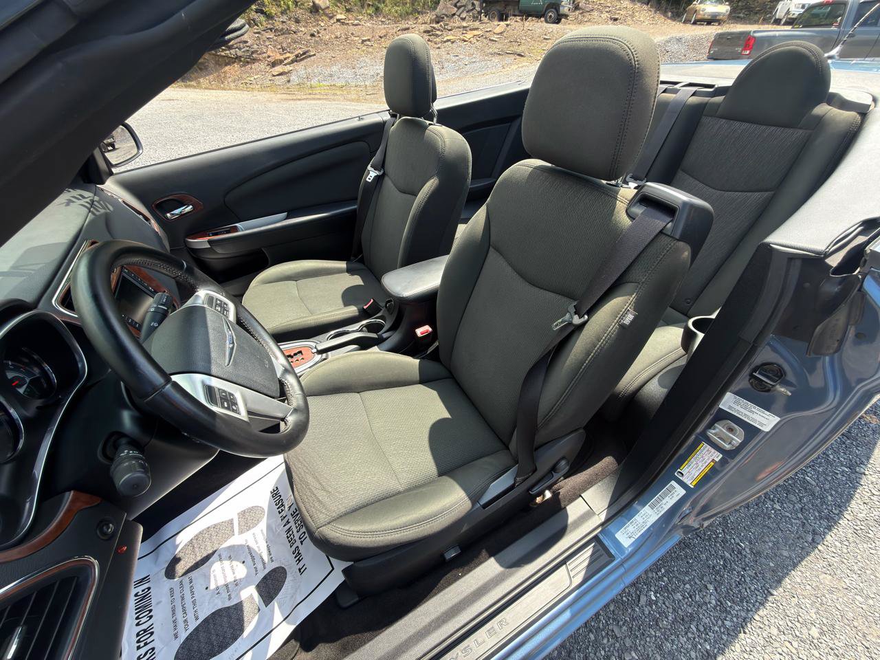 Used 2011 Chrysler 200 Touring FWD image 21