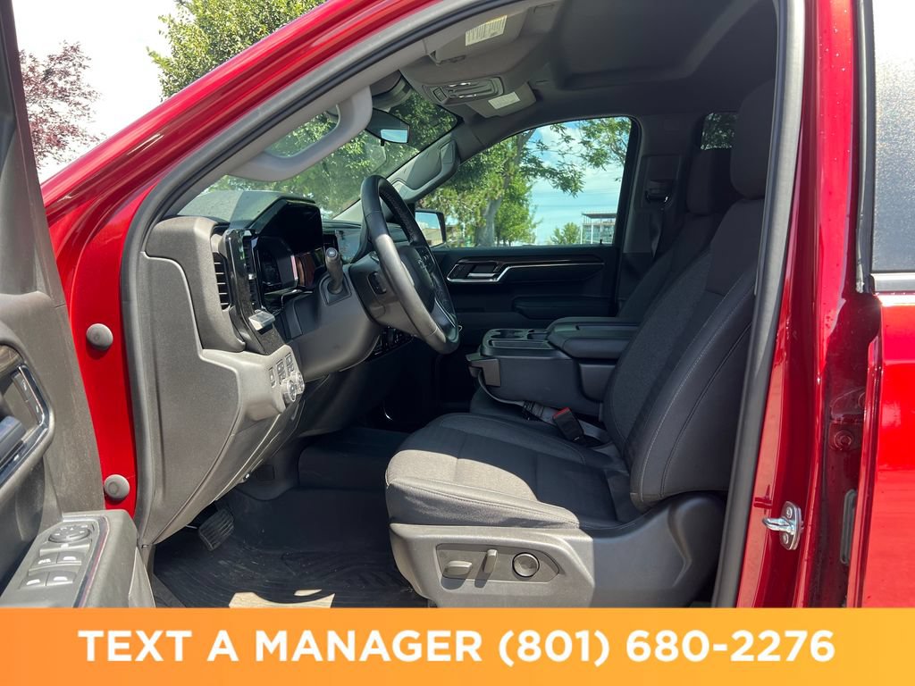 Used 2023 Chevrolet Silverado 1500 RST AWD/4WD image 12