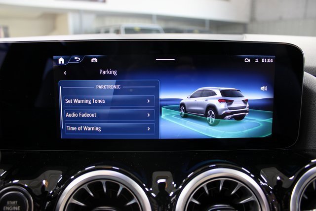 Used 2024 Mercedes-Benz GLA 250 w/ Exclusive Package image 28