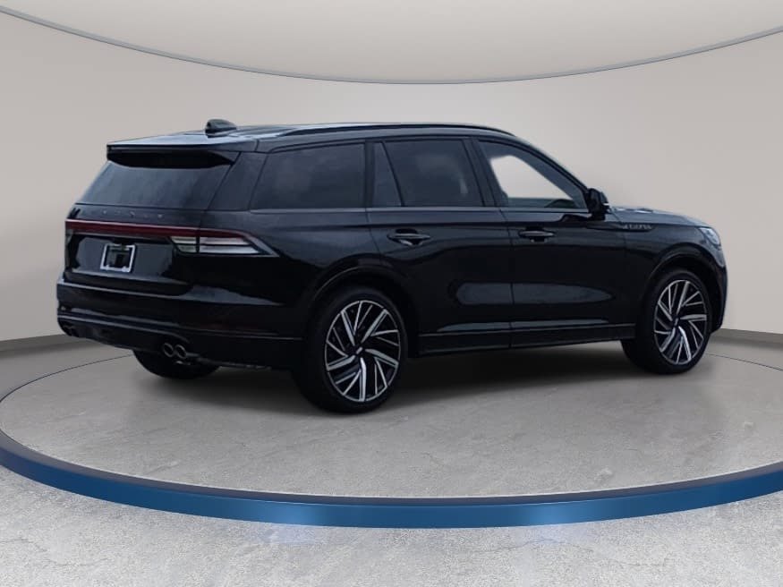 Used 2026 Lincoln Aviator Black Label w/ Jet Appearance Package AWD/4WD image 5