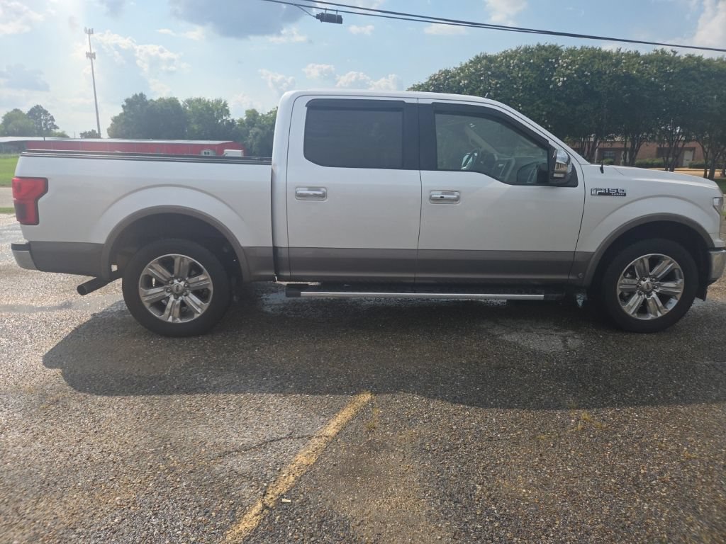 Used 2019 Ford F150 Lariat w/ Equipment Group 502A Luxury RWD image 14