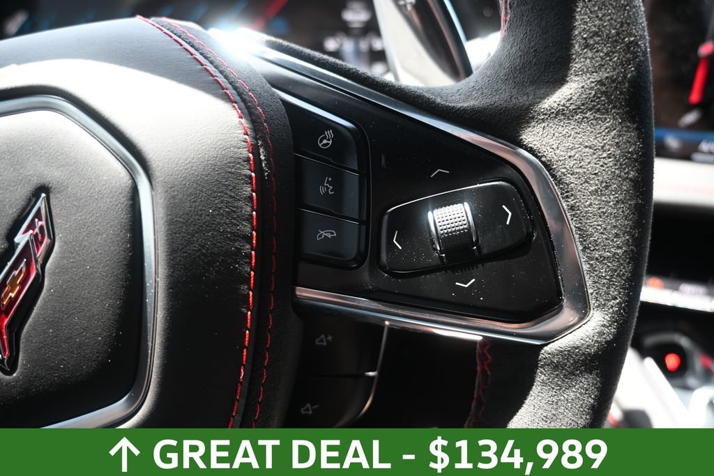 Used 2026 Chevrolet Corvette Z06 w/ Stealth Interior Trim Package RWD image 21