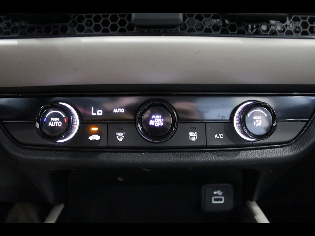 Certified 2023 Honda HR-V LX image 29