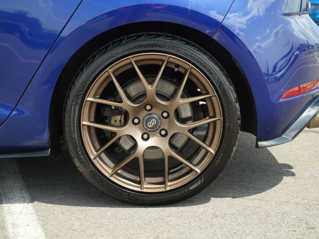 Used 2019 Volkswagen Golf R 4-Door AWD/4WD image 39