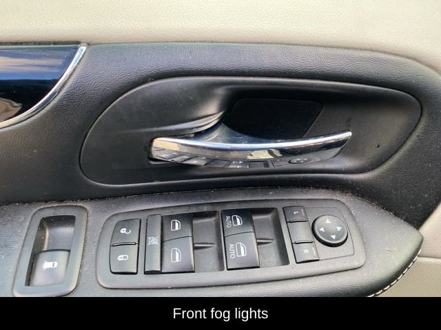 Used 2019 Dodge Grand Caravan SXT FWD image 13