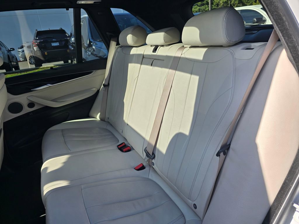 Used 2017 BMW X5 xDrive40e image 16