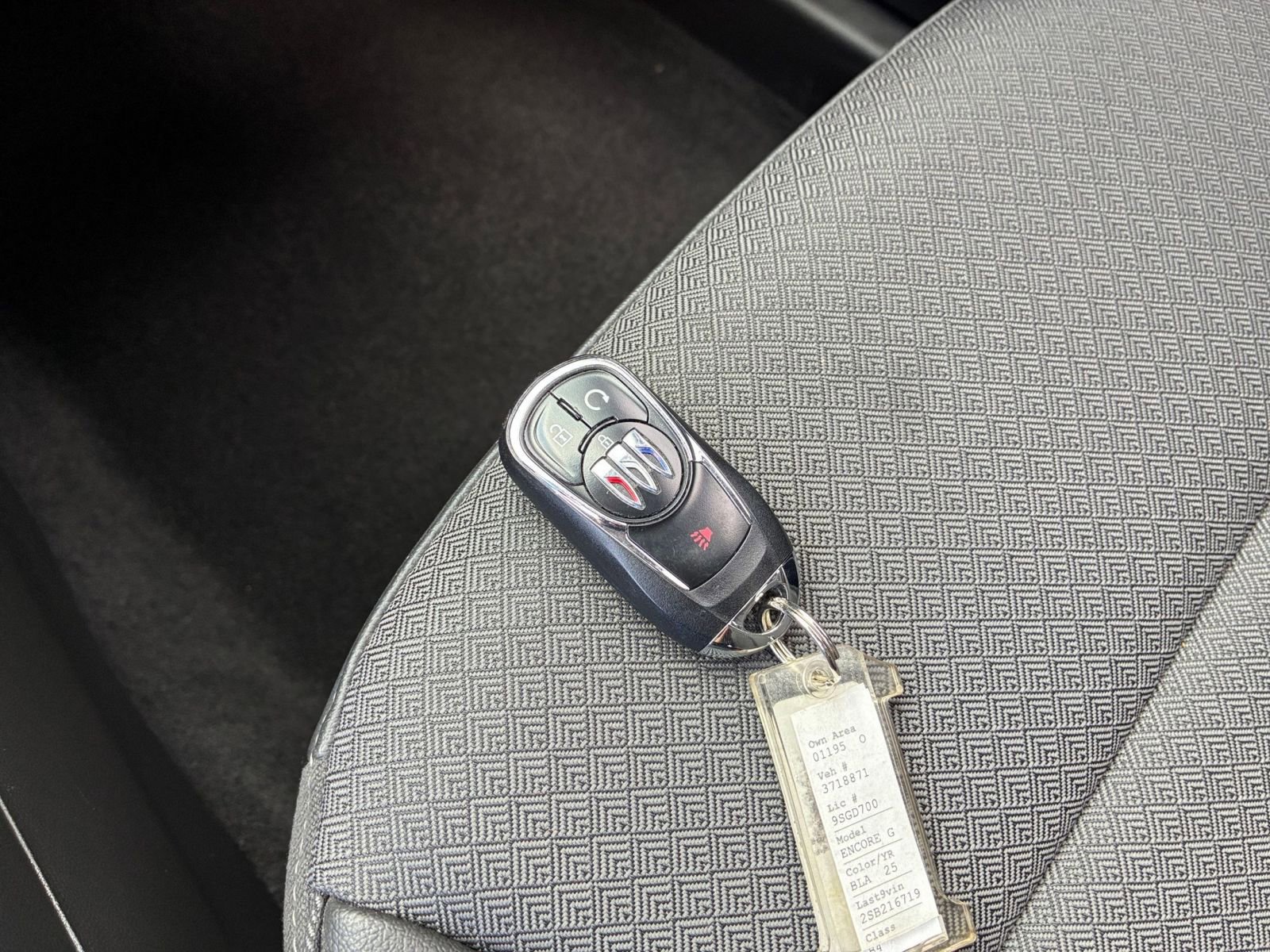 Used 2025 Buick Encore GX Preferred image 21