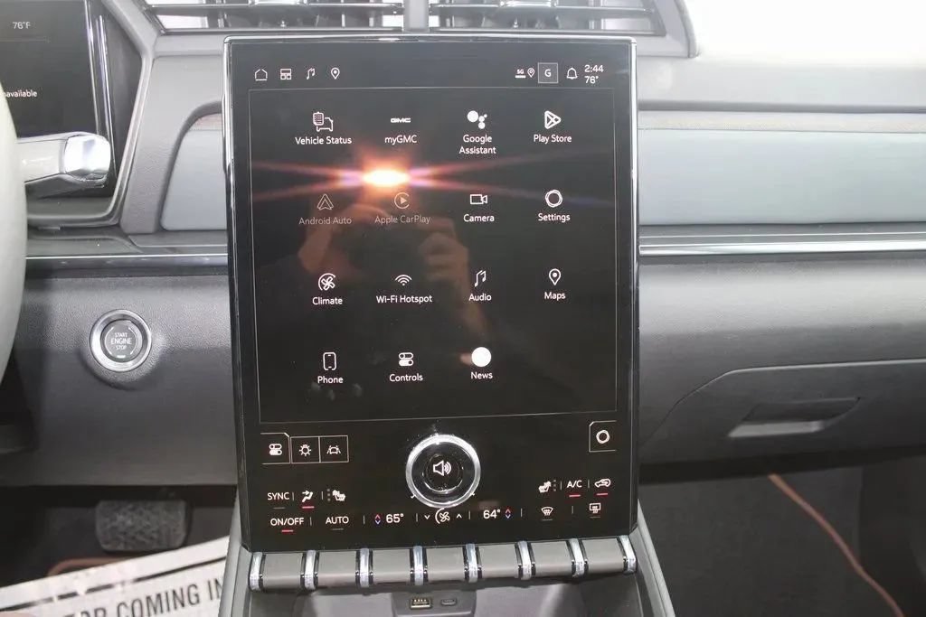 New 2026 GMC Terrain AT4 AWD/4WD image 14