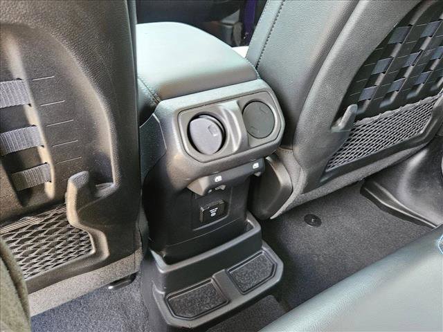 Used 2023 Jeep Wrangler Unlimited Rubicon 4xe w/ Safety Group AWD/4WD image 17