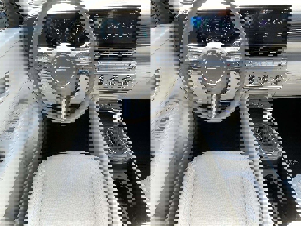 New 2026 Hyundai Kona SE image 13