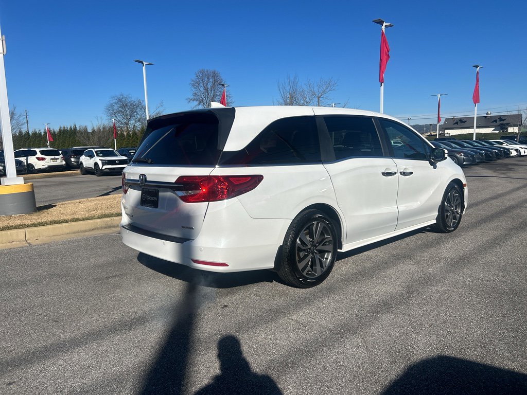 Used 2022 Honda Odyssey Touring image 3