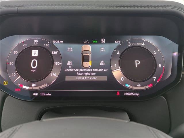 Certified 2025 Land Rover Range Rover Long Wheelbase SE AWD/4WD image 11