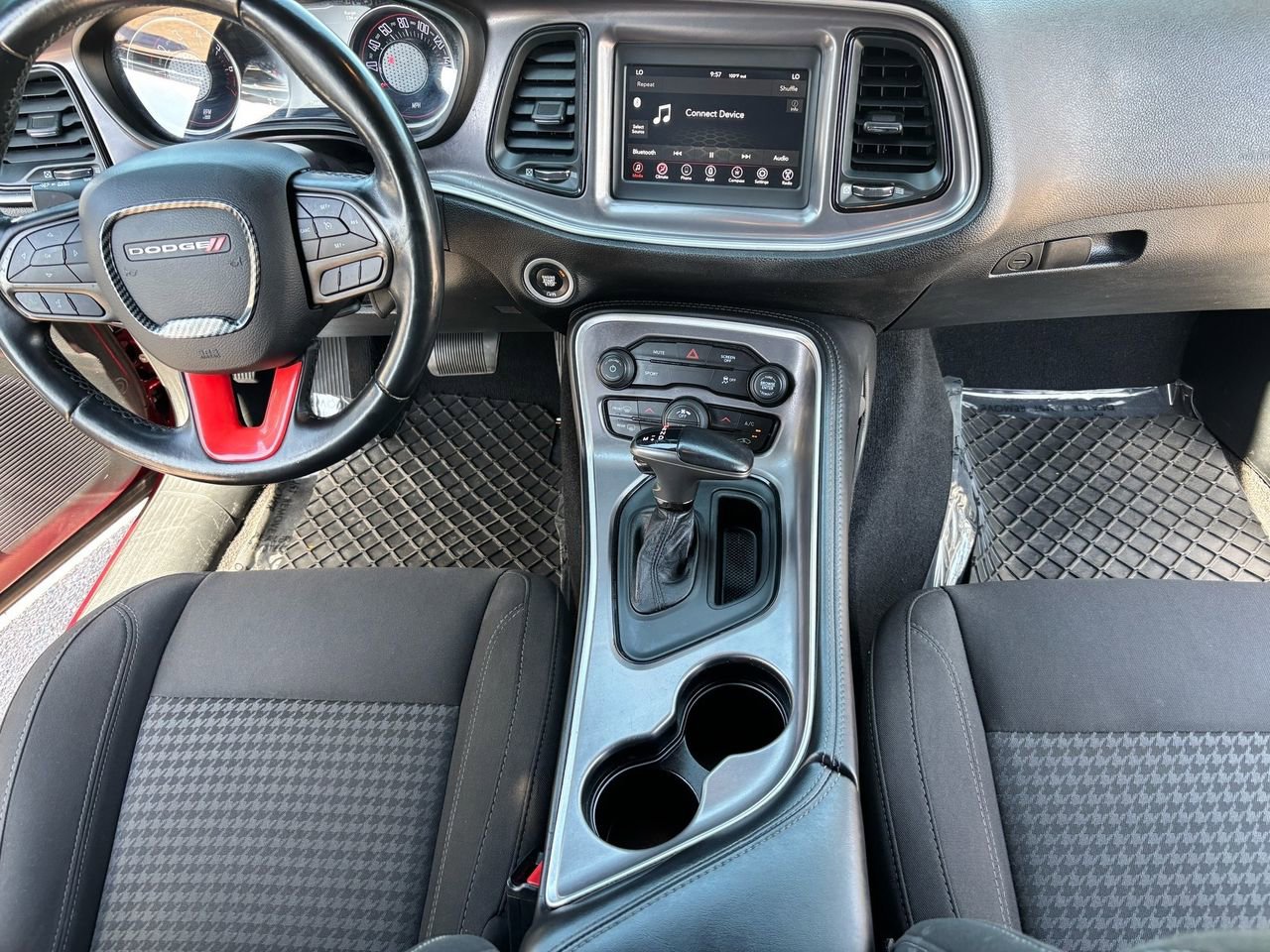 Used 2021 Dodge Challenger SXT AWD/4WD image 14