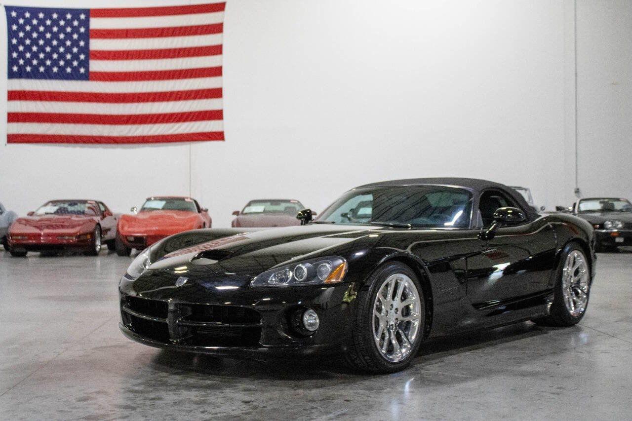 Used 2003 Dodge Viper SRT-10 image 12