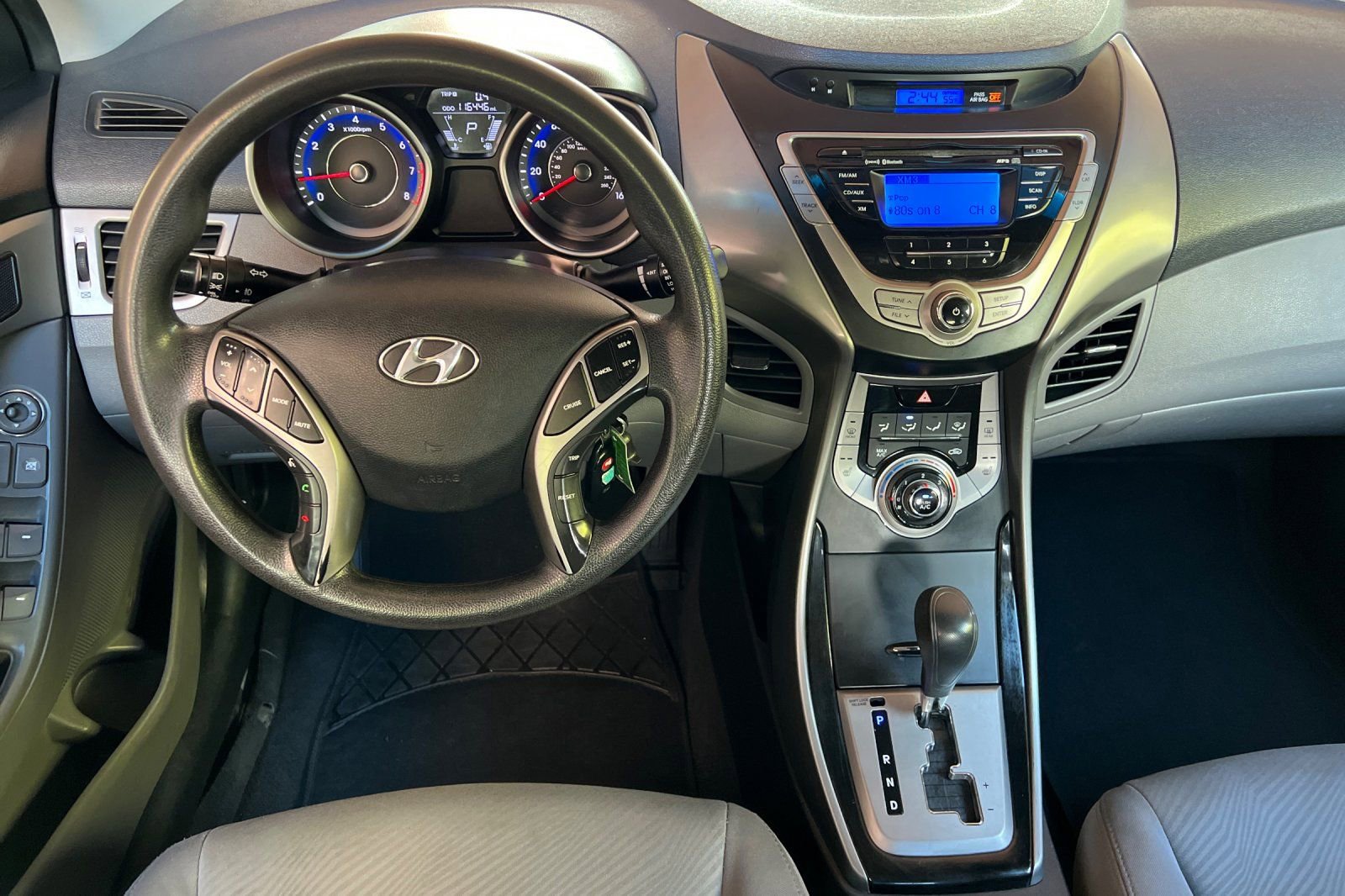 Used 2013 Hyundai Elantra GLS w/ Preferred Pkg FWD image 19