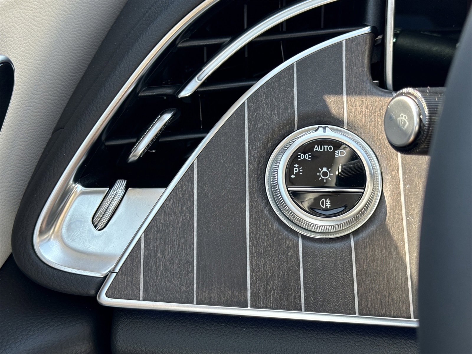 New 2026 Mercedes-Benz E 350 4MATIC image 19