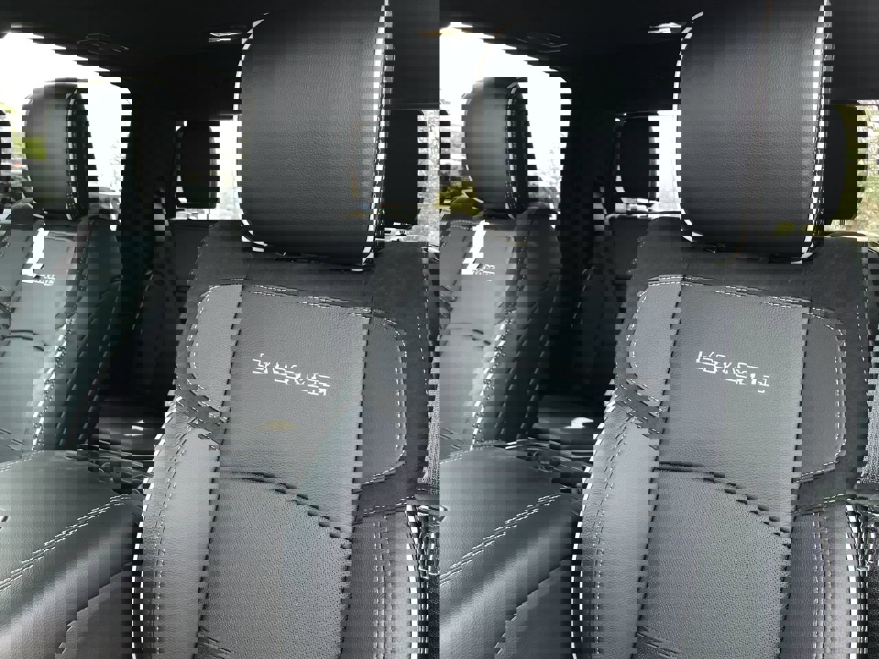 New 2026 RAM 2500 Laramie w/ Sport Appearance Package image 21