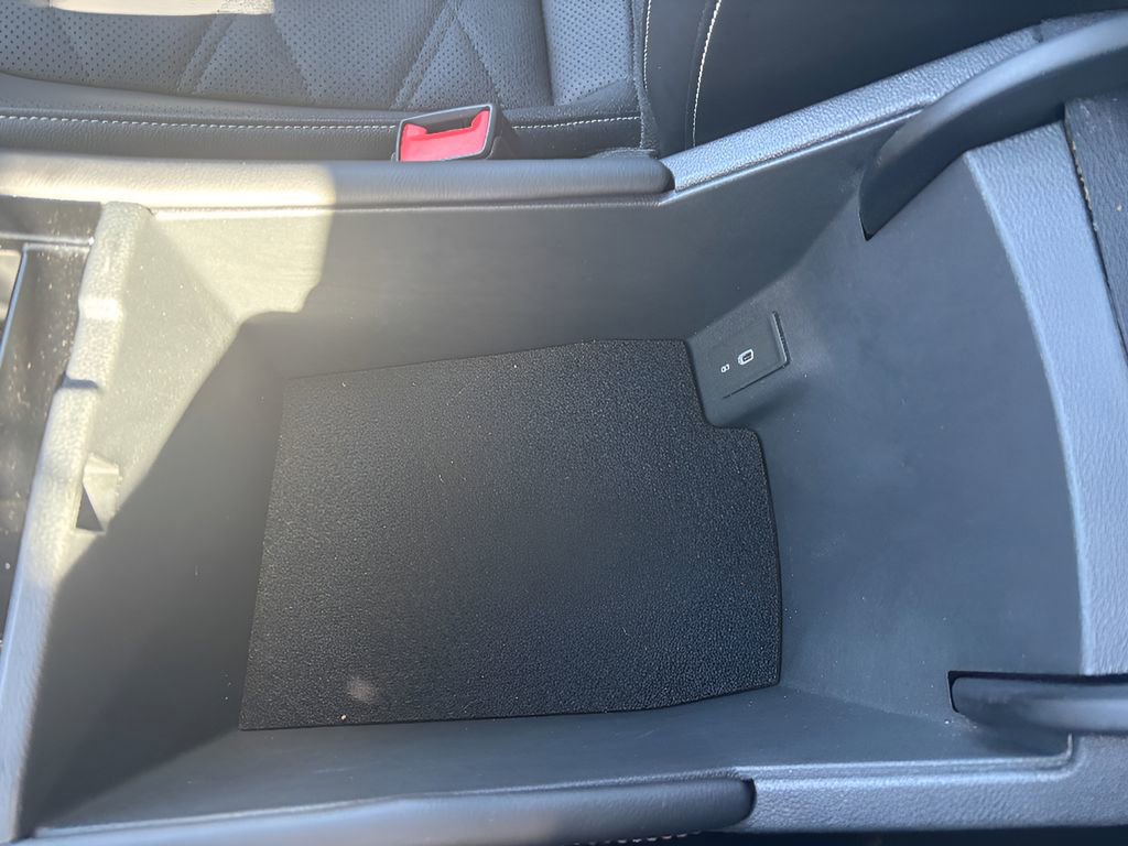 Used 2025 Volkswagen Atlas SE image 26